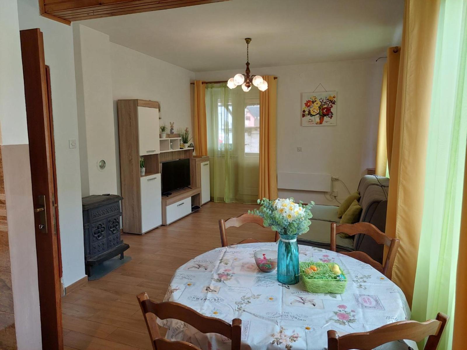 Apartman Rozmari 로크베 외부 사진
